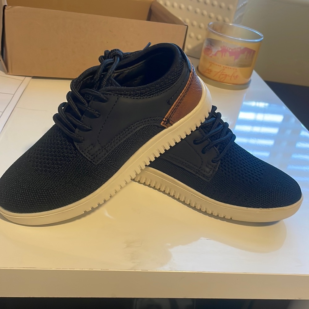 New kids Steve Madden shoes